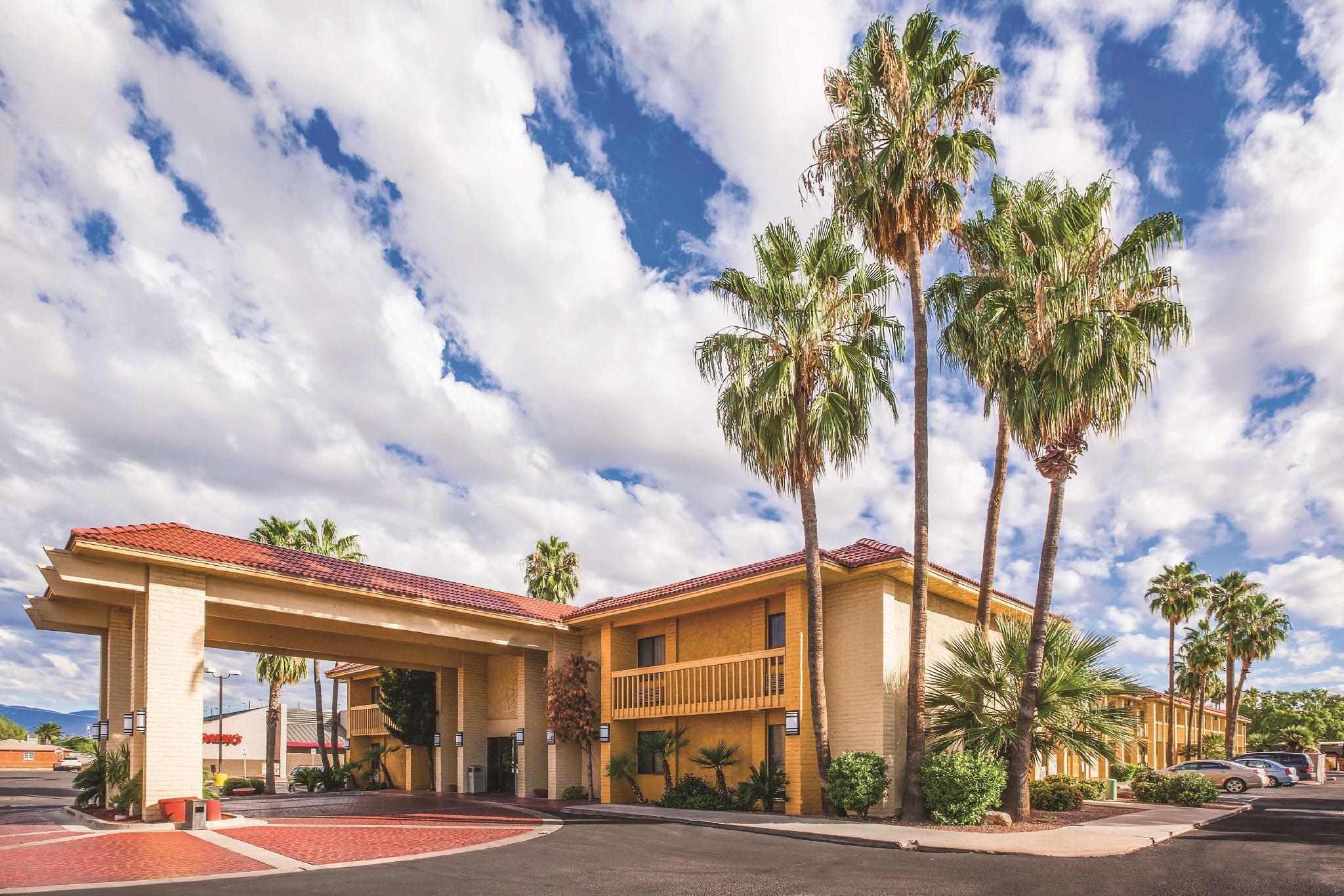 La Quinta By Wyndham East 3*